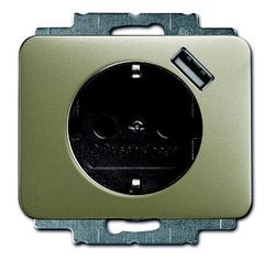 ABB Alpha Розетка USB со шторками, палладий, 16А, 700 мА, защита от перегрузки и КЗ, безвинт.клеммы, арт. 2011-0-6190