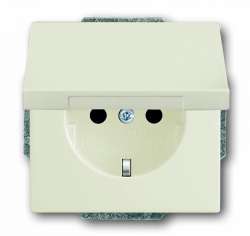 ABB BJE Axcent(solo/future) Chalet-белый Розетка с/з с крышкой арт. 2018-0-1507