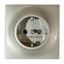 ABB BJE Impuls Шампань Розетка с/з с защитными шторками арт. 2013-0-4979