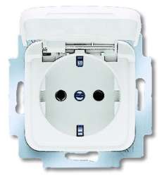 ABB BJE Reflex Розетка с/з с крышкой арт. 2018-0-1508