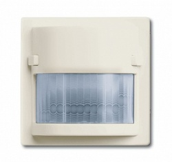 ABB BJE Solo/Future Бел Датчик движения Busch-Wаchter 180 UP Сенсор Комфорт II, с мультилинзой арт. 6800-0-2619