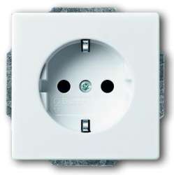 ABB BJE Solo/Future Бел Розетка с/з с защитными шторками арт. 2013-0-5372