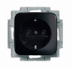 ABB Reflex SI Розетка с/з 16А 250В с защ. шторками, Reflex SI чёрный арт. 2013-0-4706