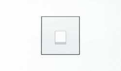 ABB SKY Альпийский белый Накладка для телекоммуникационных розеток типа 8117... и/или 8118… арт. 2CLA851700A1101