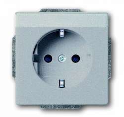 ABB Solo/future Розетка с/з 16А 250В с полем для надписи, серебристый алюминий арт. 2011-0-3810