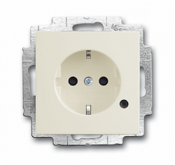 ABB Solo/future Розетка с/з 16А 250В с защ. шторками, с контрольной LED лампой, chalet-white арт. 2013-0-5368
