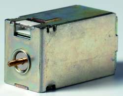 ABB Tmax/Emax Реле минимального напряжения UVR T7-T7M-X1 500...550Va.c. арт. 1SDA062096R1