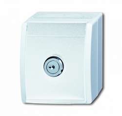 ABB ocean Розетка с/з 16А 250В IP44 откр.монтаж, с зам., альпийский белый (2083-0-0833) арт. 2083-0-0833