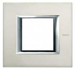 BT Axolute Алюминий Рамка 2+2 мод прямоугольная (надпись вертикально) арт. HA4802/2XC