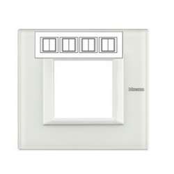 BT Axolute Белое стекло Рамка 2+2+2+2 мод прямоугольная горизонтальная арт. HA4802M4HVBB