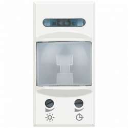 BT Axolute White Датчик движения (реле) АС-1 6 А, АС-3 2А 1 мод. Необх предохр (+1 мод.) арт. HD4431