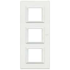 BT Axolute White Рамка 2+2+2 мод прямоугольная вертикальная арт. HA4802M3HD