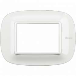 BT Axolute White Рамка 3 мод эллипс арт. HB4803HD