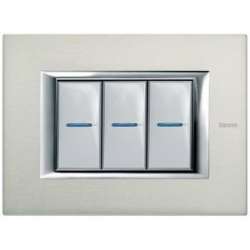 BT Axolute Жемчужное Серебро Рамка 3 мод прямоугольная арт. HA4803SA