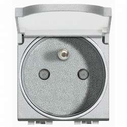 BT LL Алюминий Розетка с/з с крышкой, 2 мод, франц. стандарт арт. NT4145