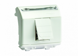 DKC Brava Слоновая кость Розетка USB 2.0 со шторкой 2 мод арт. 75202S