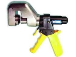 DKC Дырокол с набором матриц, диаметр 16-32м, в чемодане арт. 37039