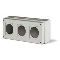 DKC Корпус на 3 поста с основанием 70х87 мм. Тип M150 арт. DIS6721300