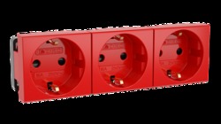 DKC Тройная розетка Viva красная арт. 45013