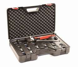 DKC Универсальный ручной инструмент с адаптером EHC в кейсе cо сменными матрицами 10-120 кв.мм арт. 2ARTHX120GEB