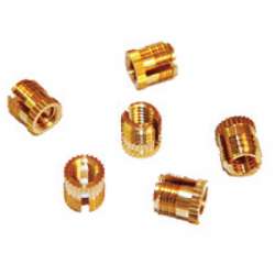 DKC Втулка забивная с внутренней резьбой M6 арт. 501007