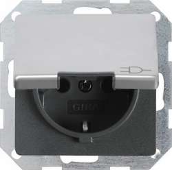 Gira E22 Алюминий Розетка с/з с крышкой арт. 0454203