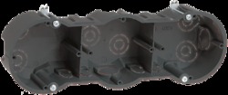IEK Коробка КМ40009 установочная 3х местная для твердых стен 212х70х45 (с саморезами) арт. UKT30-212-070-045