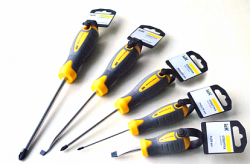 IEK Отвертка крестовая Master Ph3х150мм арт. TSC-1PH-3150