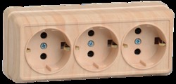 IEK РС23-3-ОС Розетка 3местн. с з/к 16А откр.уст. ОКТАВА (сосна) арт. ERO31-K03-16-DC