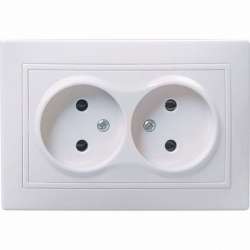 IEK РСш12-2-КБ Розетка 2местн. без з/к с защ.штор. 10А КВАРТА (белый) арт. ERK20-K01-10-DM