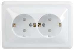 IEK РСш12-3-ВБ Розетка 2местн. с з/к c защ.штор. 16А ВЕГА (белый) арт. ERV24-K01-16-DM