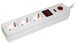 IEK Сетевой фильтр СФ-03К-выкл. 3 места 2Р+PЕ/1,5метра 3х1мм2 арт. WFP10-16-03-01-N