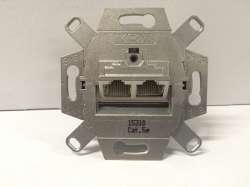 JUNG EcoProfi Мех Розетка компьютерная 2-ая наклонная 5 кат UAE экранированная арт. EPUAE8-8UPOK5