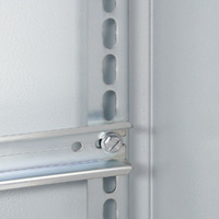 FD00-33D/F Шинный предохранительный разъединитель нагрузки Ie 160 A (250 A/ZP000), Ue 690 V, 3-полюсное управление, расстояние сборных шин 185 mm, размер 00, M8