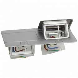 Legrand Блок выдвижной 8(2х4)мод. алюминий арт. 054013