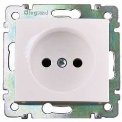 Legrand DIY Valena Бел Розетка 1-ая б/з арт. 694268