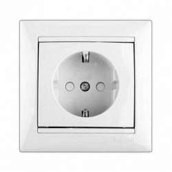 Legrand DIY Valena Бел Розетка 1-ая с/з арт. 694280