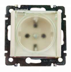 Legrand DIY Valena Крем Розетка 2К+З IP44 арт. 695640
