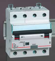 Legrand DX3 Дифференциальный автоматический выключатель 4P 25А (С) 300MA-A арт. 411241