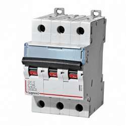 Legrand DX3-E Автоматический выключатель 3P 25А (С) 6000/6kA арт. 407293