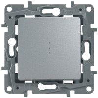 Legrand Etika Алюм Переключатель с подсветкой, 10А, авт. клем арт. 672415