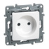 Legrand Etika Бел Розетка б/з со шторками, винт. клем. арт. 672234