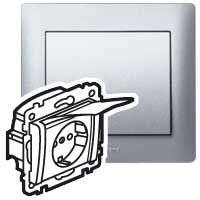 Legrand Galea Life Алюминий Розетка 1-ая с/з с накладкой, с защитными шторками, с крышкой арт. 771364