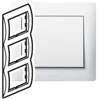 Legrand Galea Life Белый Рамка 3-я, вертикальная арт. 771007