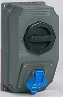 Legrand Hypra Комбинированный щиток с переключателем IP 44 2К+З 16 А пластик арт. 059203