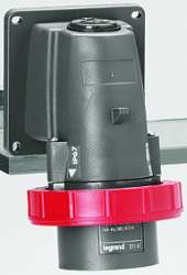 Legrand Hypra Встраиваемая вилка IP 66/67-55 3К+Н+3 16 А пластик арт. 051191