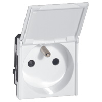 Legrand Mosaic Белая Розетка 2К+З с крышкой 2 мод арт. 077119