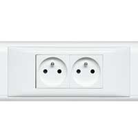 Legrand Mosaic Суппорт на 2М для крышек 65мм арт. 010952