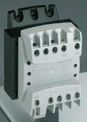 Legrand Однофазный трансформатор обеспечения безопасности первичная обмотка 230/400 В/ вторичная обмотка 12/24 В 63 ВА арт. 042841