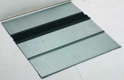 Legrand Панель щеточн. 800х400мм арт. 048154